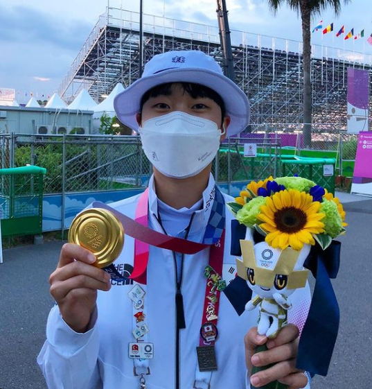 Olympics Roundup: Taekwondo to the World; An San's Golden Run Silences Incels