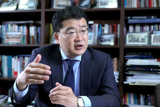 Insider Account of Moon Jae-in Era Diplomacy