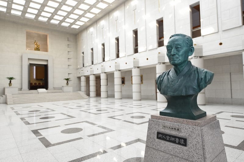 Skepticism Over Court Packing: Data